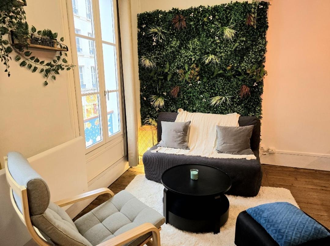 Bienvenue Dans La Jungle Apartment Дрю Екстериор снимка